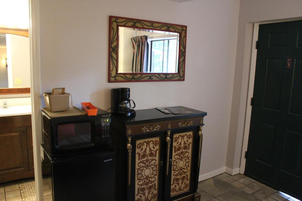 Brydan Suites Eureka Springs Kültér fotó